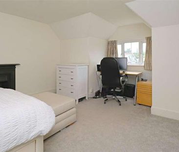 Watling Street, Radlett, Hertfordshire, WD7 - Photo 2