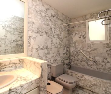 Piso de alquiler en Rambla Principal, Centre Vila - Photo 4