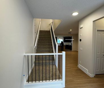 44 Lewiston Drive Northeast, Calgary - Photo 1