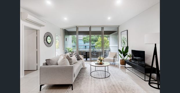 Bathed in Sunlight and a Premier Lifestyle Location. - Photo 1