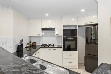 Unit 2/1 Rosebery Place, Balmain. - Photo 5