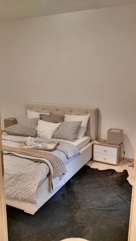 Pronájem bytu 2+kk 55 m² - Fotografie 3