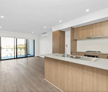13 Abroma Walk, Tarneit VIC 3029 - Photo 2