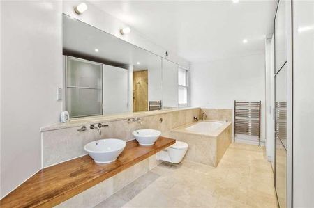 Egerton Gardens, London, SW3 - Photo 3