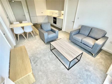 2 bedroom apartment to rent - Photo 4