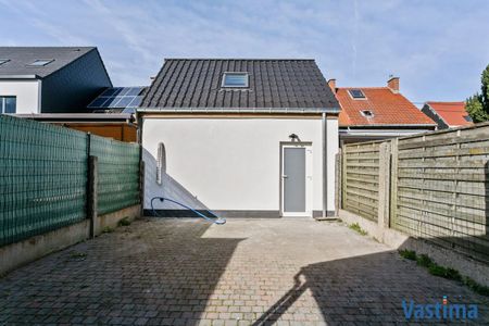 Gerenoveerde woning met 1 slaapkamer, 2 hobbyruimtes en ruim terras - Photo 4