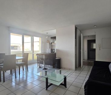 Location Appartement 3 pièces 56m² BORDEAUX 33000 - Photo 2