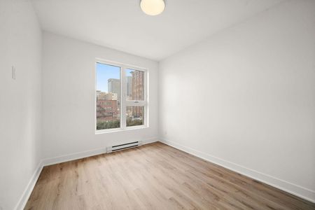 2040 Rue Clark, Ville-Marie, QC - Photo 5