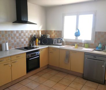 Villa de plain-pied 96m2 P4 + garage + jardin +terrasse - Photo 3