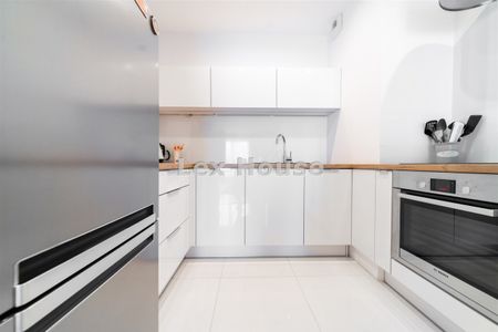 Mieszkanie na wynajem - Zdjęcie 2