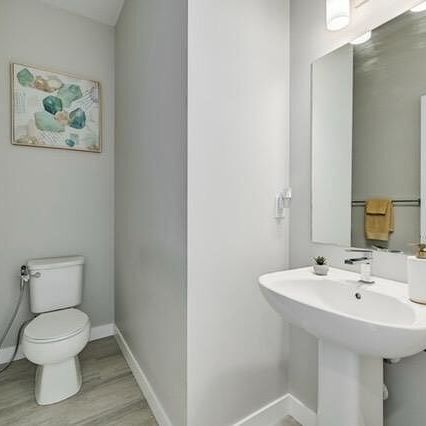 13 Homestead Boulevard Northeast, Calgary - Photo 1