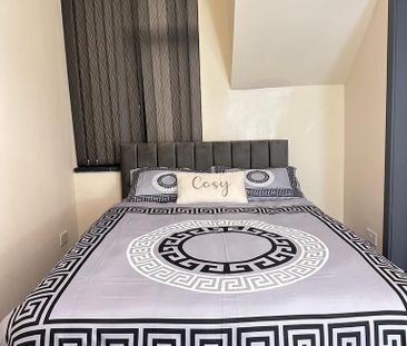 3 bedroom flat to rent - Photo 3