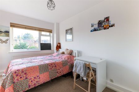 St. Georges Avenue, Weybridge, Surrey, KT13 flat to rent - Photo 4