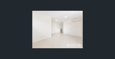 Modern One Bedroom Unit! - Photo 2