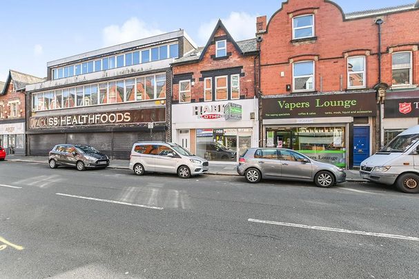 2 bedroom terraced house to rent - Photo 1