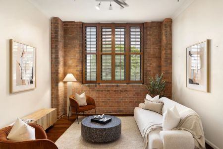 Experience Timeless Elegance in the Heart of Teneriffe! - Photo 2