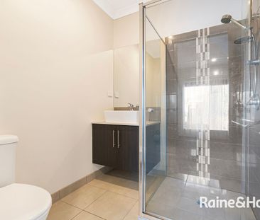 3 Bedroom house in Clyde North! - Photo 3