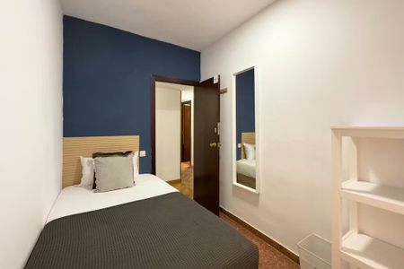 Avinguda Diagonal, Barcelona, Catalonia 08037 - Photo 3