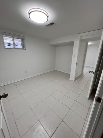 For Lease - 77 Highland Park Boulevard, Markham, Ontario - Photo 3