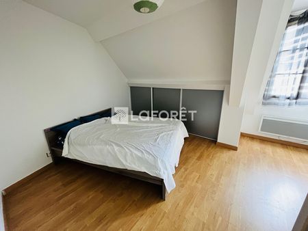 Apartment - Photo 2