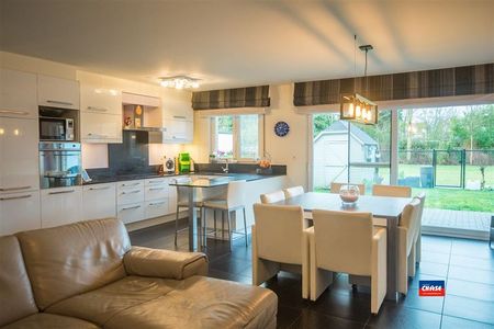 Appartement te huur in Oelegem - Photo 4