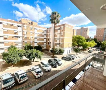 Avenida de la Paz, Sevilla, Andalusia 41013 - Photo 6