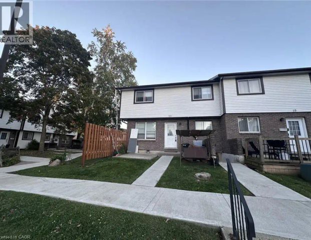 445 PIONEER Drive Unit# 20 — 3 Bedroom - Photo 1