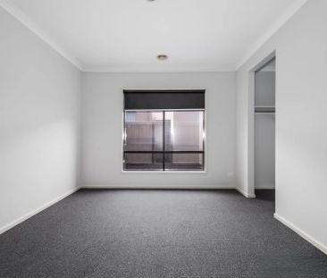 Comfort, Convenience & Easy Living! - Photo 2