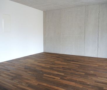 Moderne Singlewohnung Nähe Zentrum mit Balkon zu vermieten - Photo 1