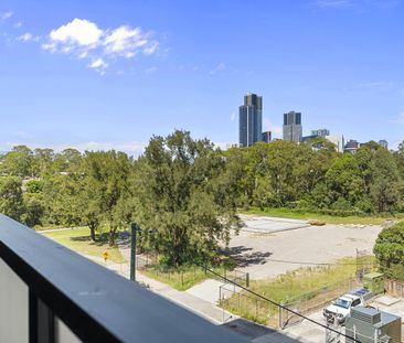 Stylish & Convenient Riverside Location - Photo 6