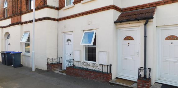Eton Road, Worthing - Photo 2