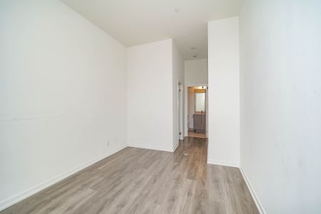 For Lease - 32 Forest Manor Road Unit# TH02, Toronto, Ontario - Photo 2