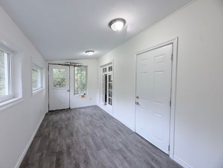 For Lease - 54 Lawson Road Unit# 3, Clarington, Ontario - Photo 3
