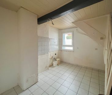 Solides, unterkellertes Einfamilienhaus mit optionalem Stellplatz z... - Foto 2