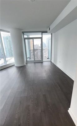For Lease - 10 York Street Unit# 1510, Toronto, Ontario - Photo 1