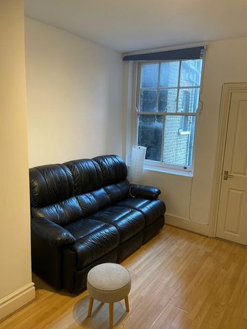 2 Bed Flat, Lisson House, NW1 - Photo 4