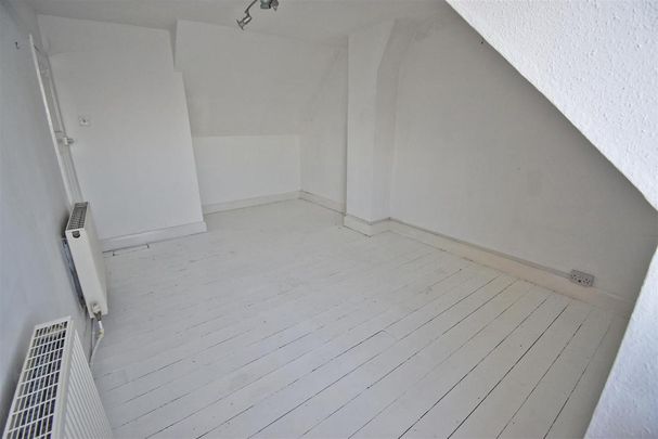 5 bedroom detached house to rent - Photo 1