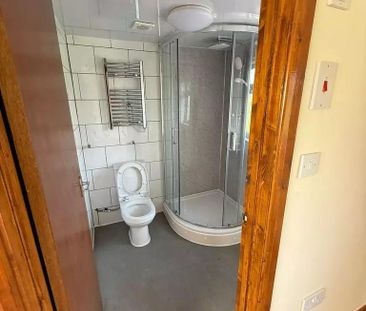 1 bedroom semi-detached house to rent - Photo 6