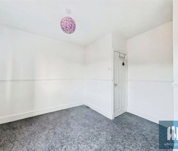 Cambridge Street, South Elmsall, Pontefract, WF9 - Photo 6