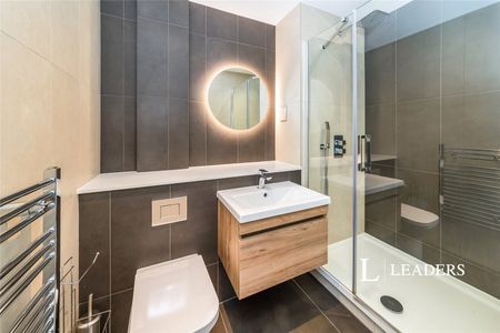 1 bedroom apartment to rent Wood Street, East Grinstead, West Sussex, RH19 - Photo 3