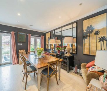 4 bedroom terraced house to rent - Photo 5