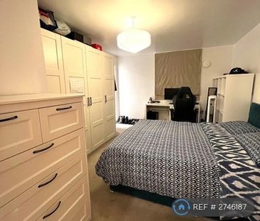 2 bedroom flat to rent - Photo 6