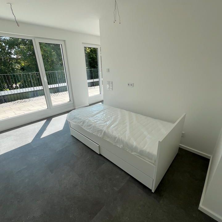 Sonne, Stil & Neubau: 1,5-Zimmer-Wohnung mit Dachterrasse - Foto 1