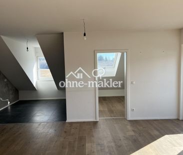 Lichtdurchflutete 2,5-Zimmer-DG-Wohnung mit Balkon & Stellplatz, FBH - Photo 6