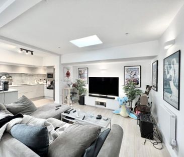 1 Bedroom Flat To Let - Photo 2