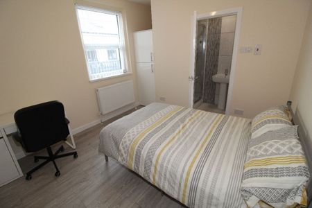 Plungington Road, PRESTON, Lancashire PR1 7EN - Photo 4