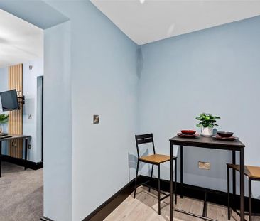 Studio to rent - Photo 1