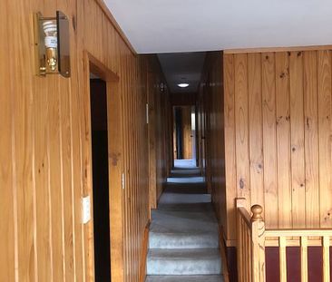 Large family home in a quiet suburb - Photo 6