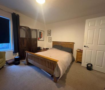 2 bedroom end of terrace house to rent - Photo 5