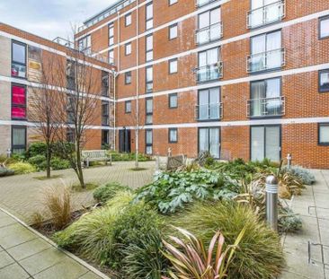 Price £2,600 pcm - Available 09/08/2025 - Furnished - Photo 6